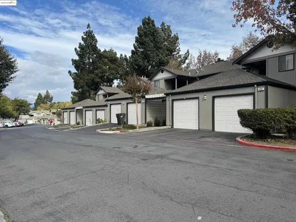 422 Lancaster Ln, Bay Point, CA 94565