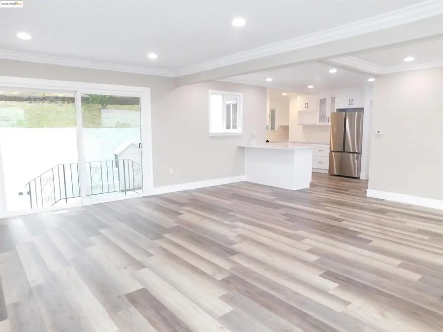 15976 Carolyn St, San Leandro, CA 94578 - Image #3