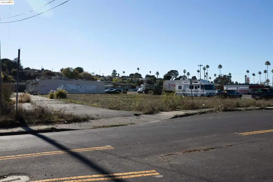 Address Withheld By Seller, Pinole, CA 94564 - #2