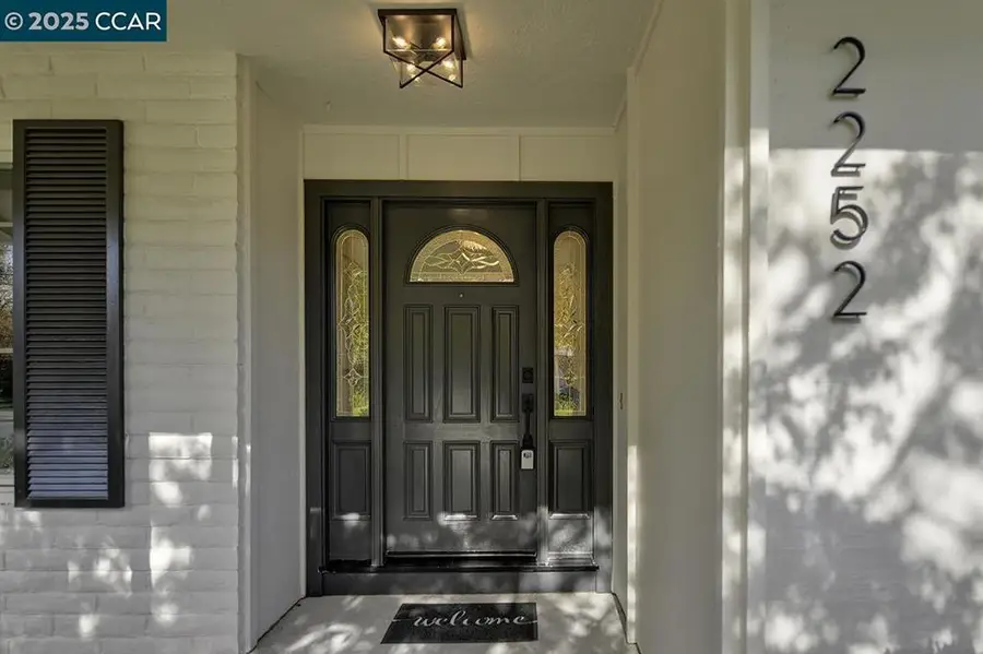 2252 Belford Dr, Walnut Creek, CA 94598 - Image #3
