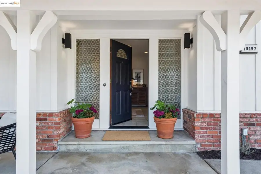 10492 Royal Oak Rd, Oakland, CA 94605 - Image #2