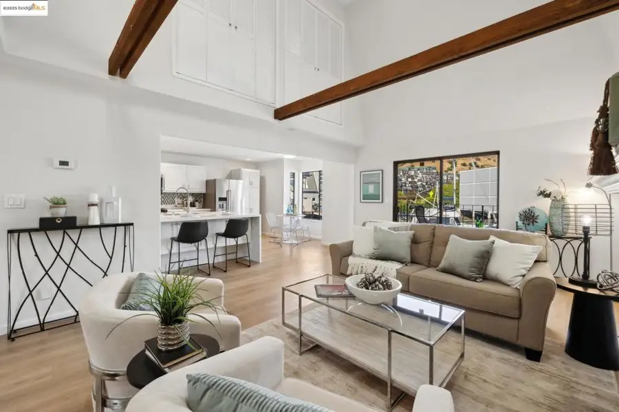 1310 Mallard Dr, Richmond, CA 94801 - Image #3