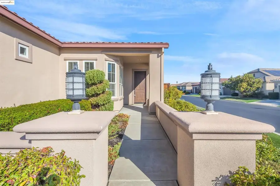 1641 Chianti Ln, Brentwood, CA 94513 - Image #2