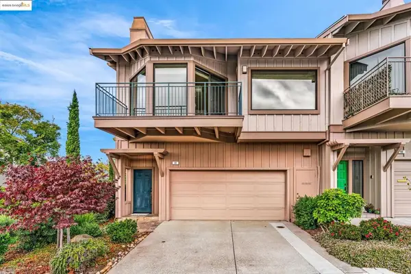 39 Starview Dr, Oakland, CA 94618