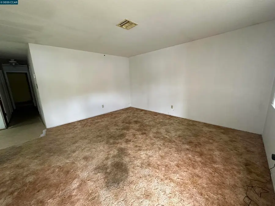 323 De Anza Dr, Vallejo, CA 94589 - Image #3