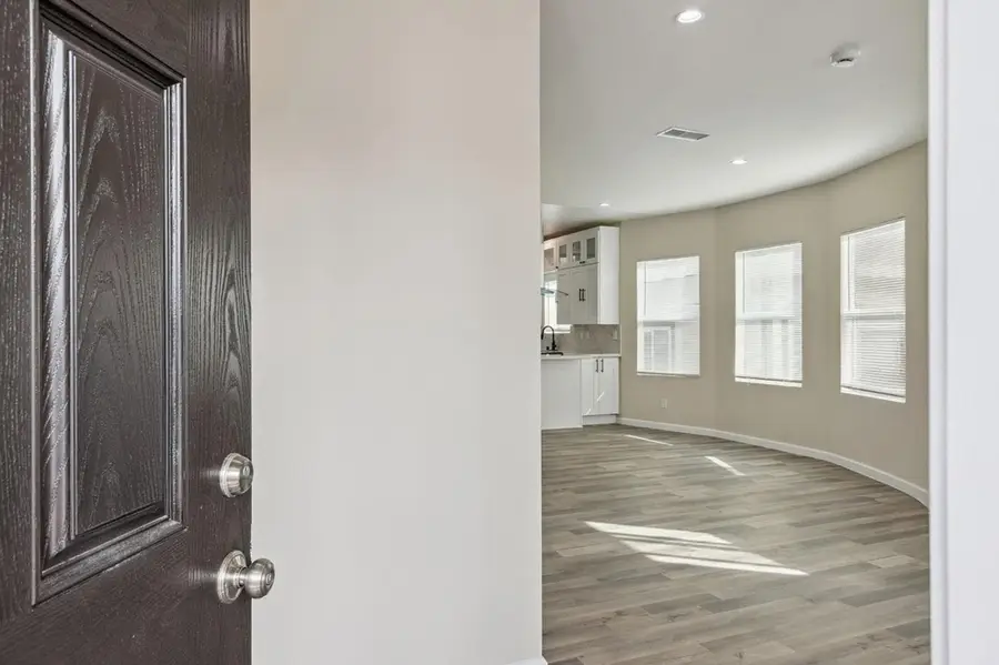 842 E 17th St, Oakland, CA 94606 - #2