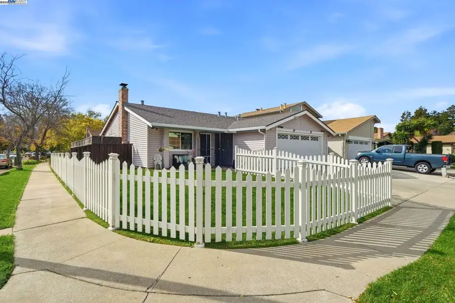 34319 Chester Ct, Fremont, CA 94555 - Image #2