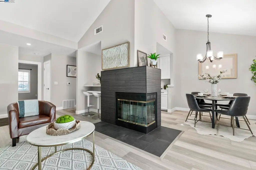 8170 Mountain View Dr #F, Pleasanton, CA 94588 - Image #1