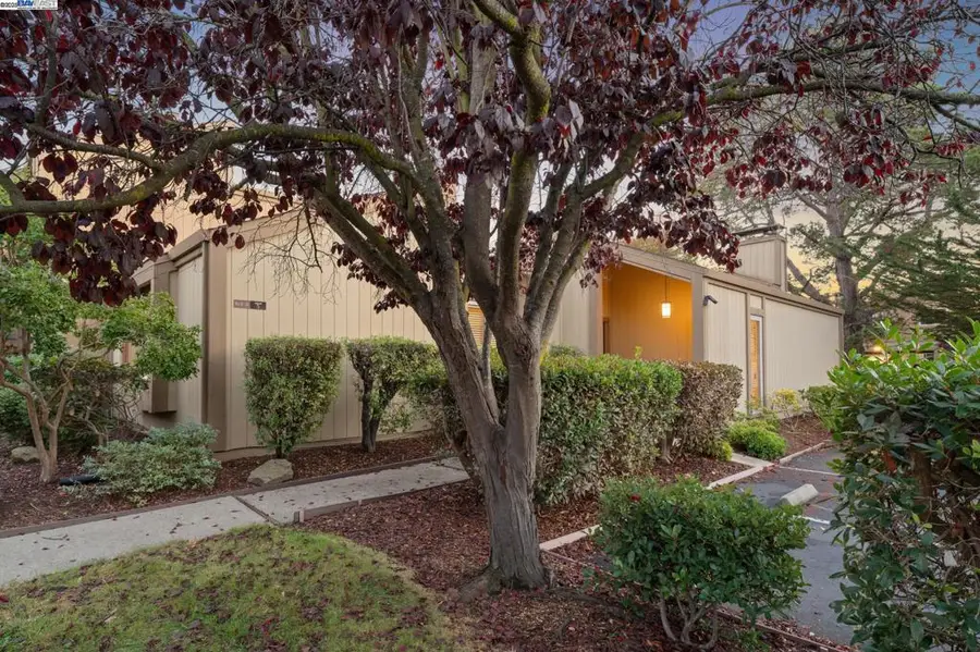 3201 Fiji Lane, Alameda, CA 94502 - Image #2