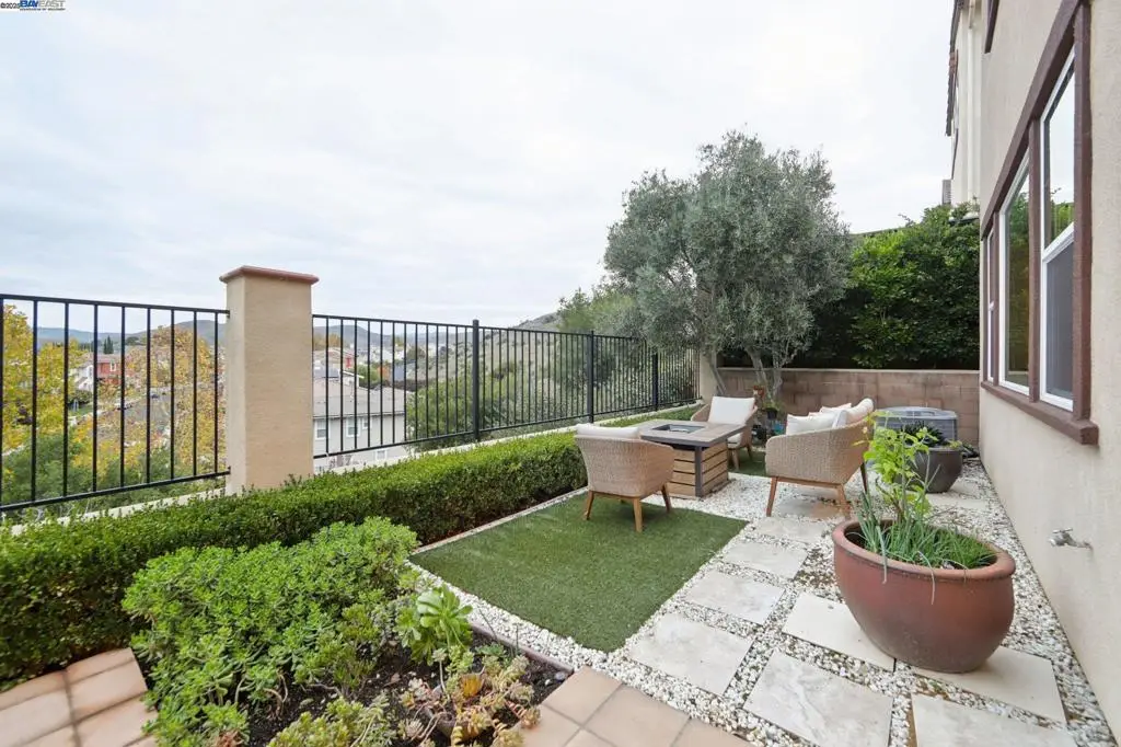 3885 Highpointe Ct, Dublin, CA 94568 - Image #1