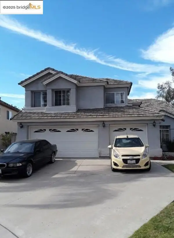 29145 Greenbrier Pl, Highland, CA 92346