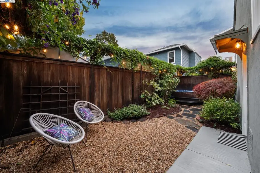 3047 Halcyon Court, Berkeley, CA 94705 - Image #2