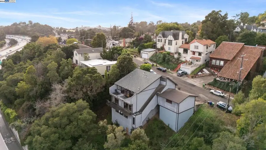 3660 Oak Knoll Blvd, Oakland, CA 94605 - #3