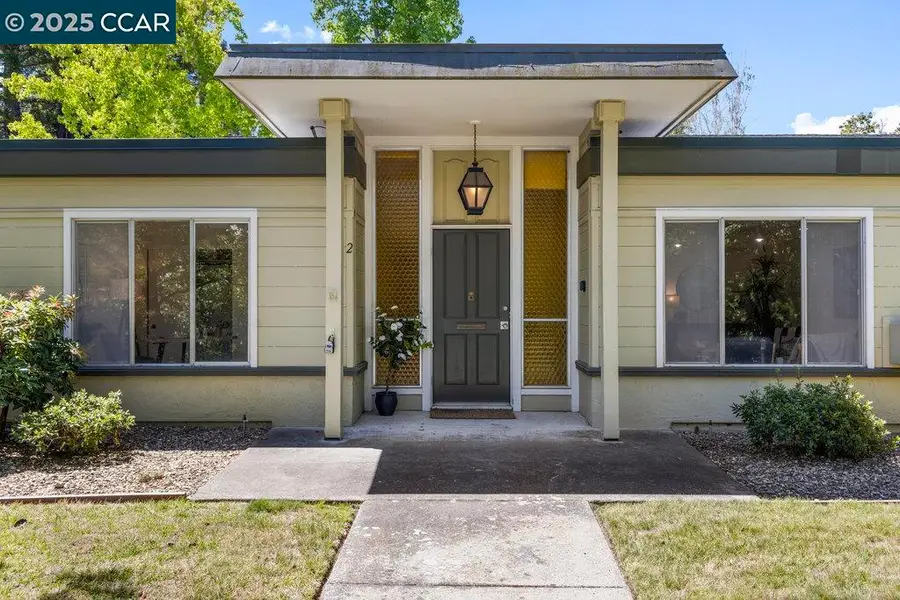 1833 Skycrest Dr #2, Walnut Creek, CA 94595 - Image #2