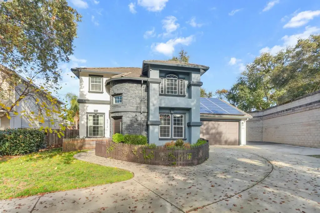 5512 Sagehen Ct, Loomis, CA 95650 - Image #1