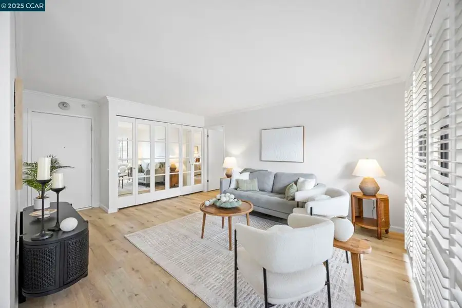 4 Commodore Drive #D335, Emeryville, CA 94608 - Image #2