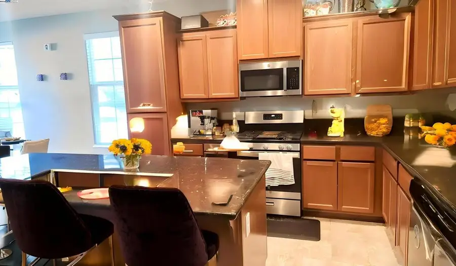 4520 4520 Gironella Walk, Sacramento, CA 95823 - #2