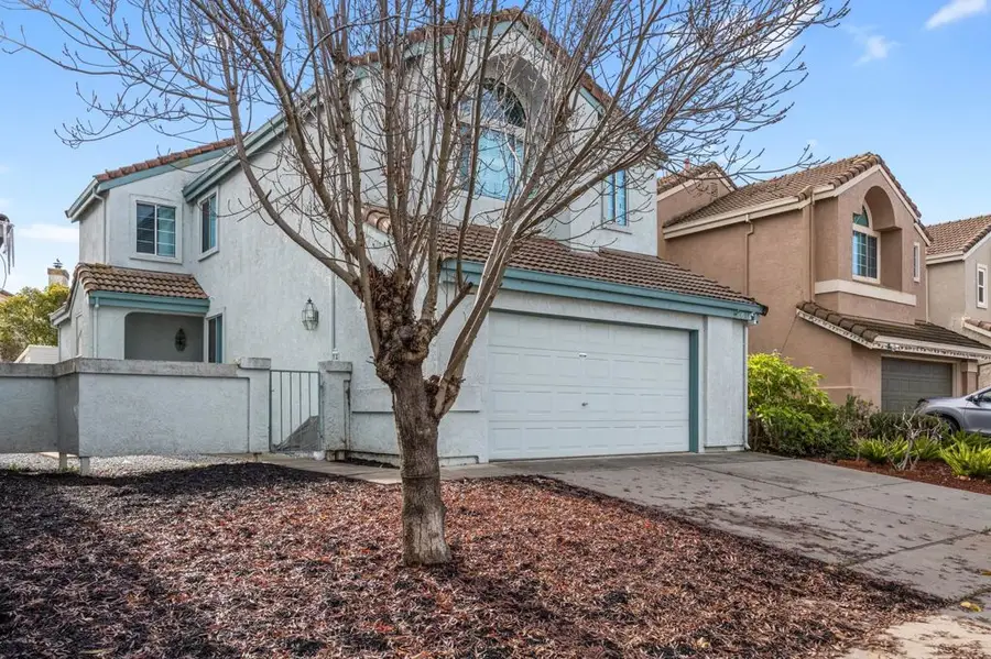 941 Mccoy Creek Cir, Suisun City, CA 94585 - Image #2