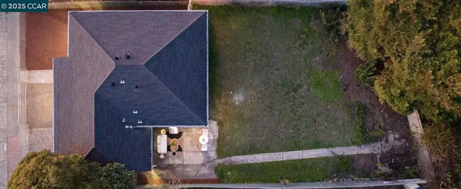 1406 Monterey St, Richmond, CA 94804 - Image #3