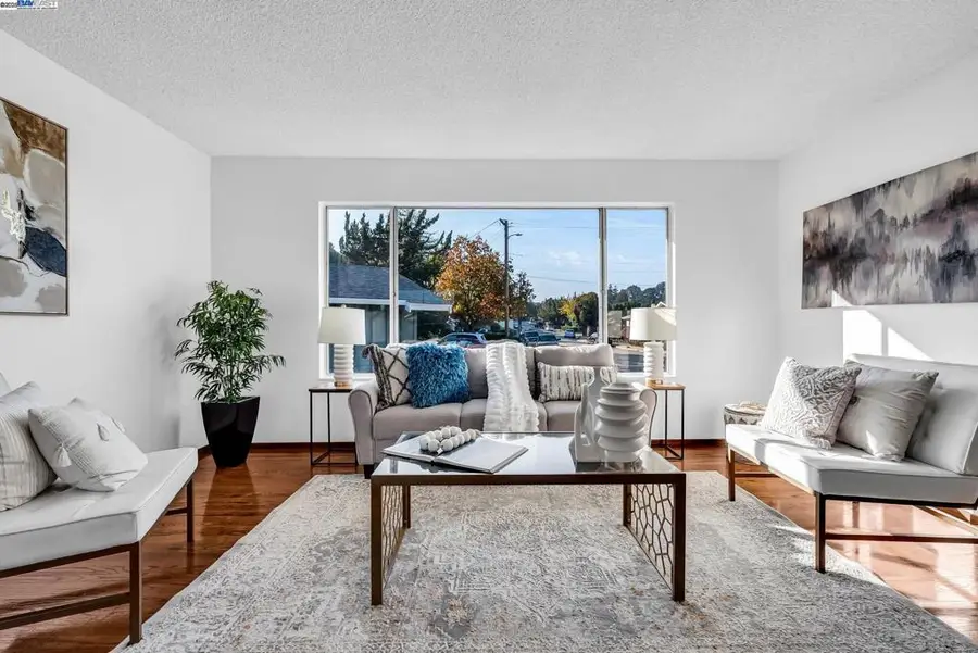 1933 Riverbank, Castro Valley, CA 94546 - Image #2