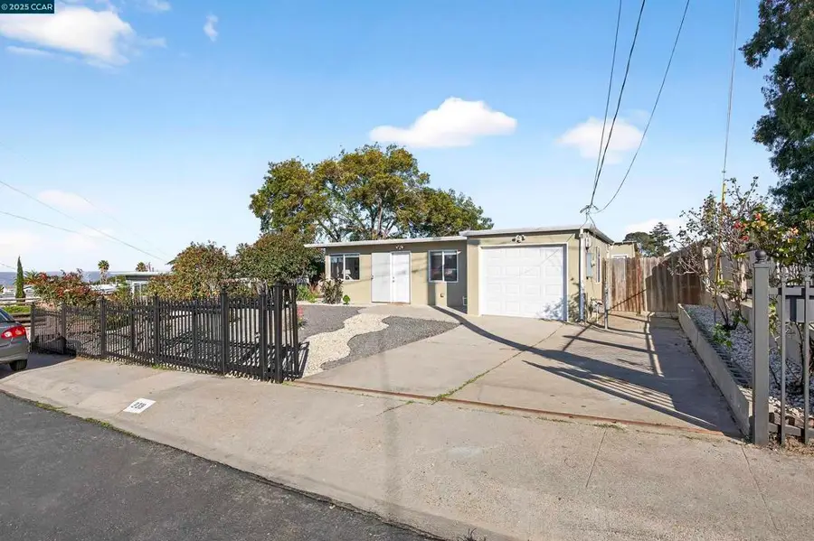 239 Jennifer Dr, San Pablo, CA 94806 - #2