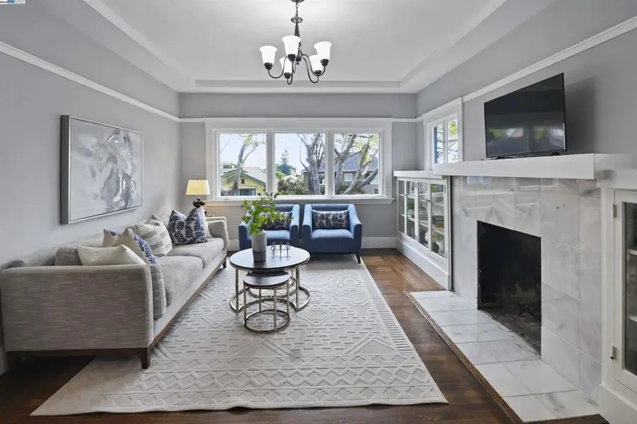 1361 Oakland Ave, Piedmont, CA 94611 - Image #3