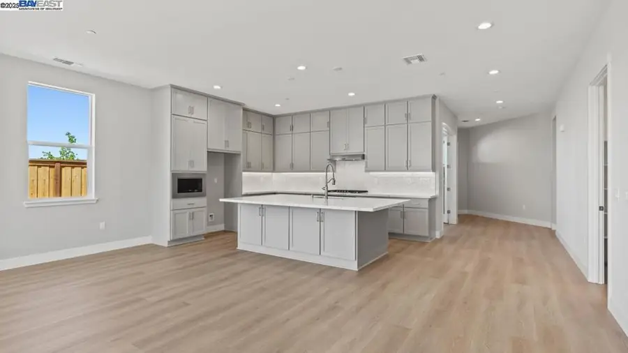 1368 Crescent Avenue, Manteca, CA 95336 - #3