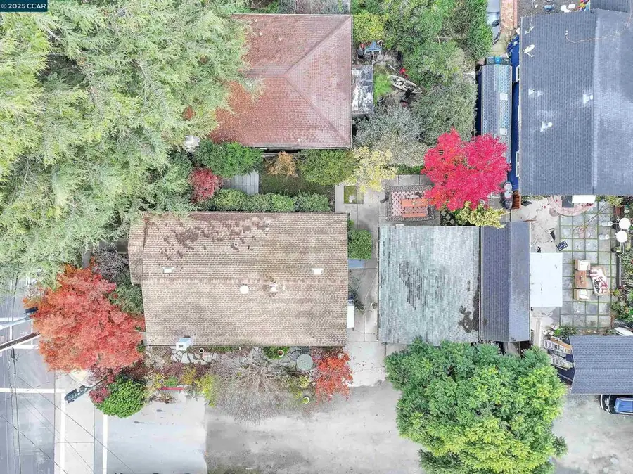 2437 Alhambra Ave, Martinez, CA 94553 - #2
