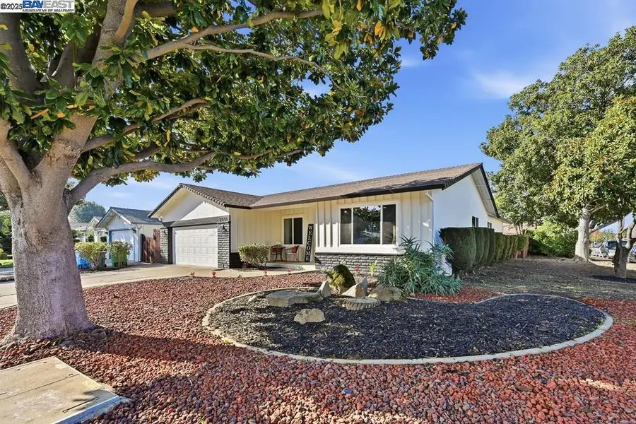 2551 Cherrywood Dr, Union City, CA 94587 - Image #2