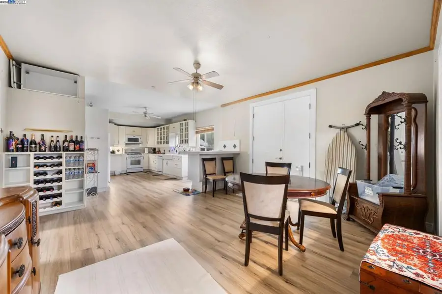 2421 W Rumble Rd, Modesto, CA 95350 - Image #3