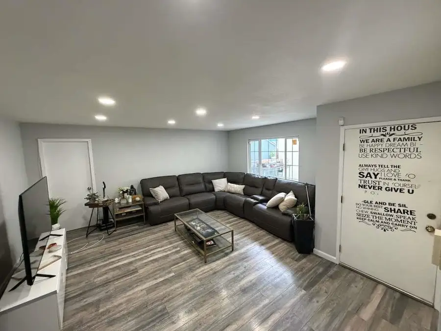 250 S 47th St, Richmond, CA 94804 - #3