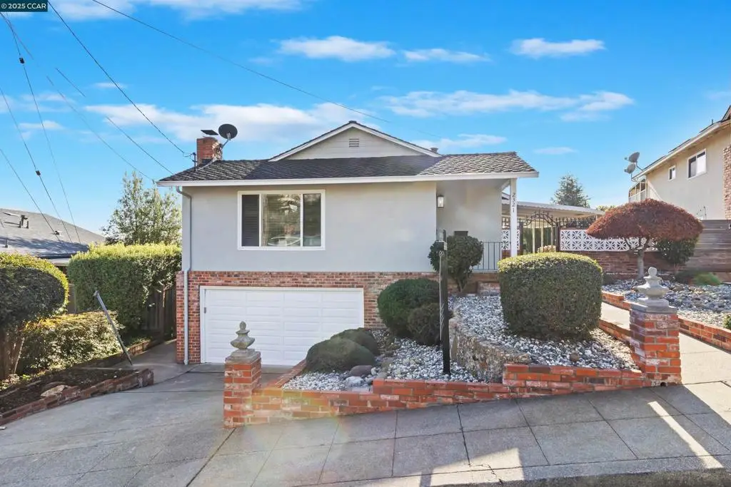 2321 Camino Dolores, Castro Valley, CA 94546 - Image #1