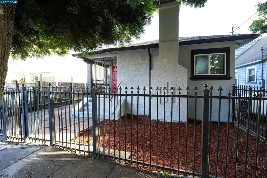 1360 99th Ave, Oakland, CA 94603 - Image #3
