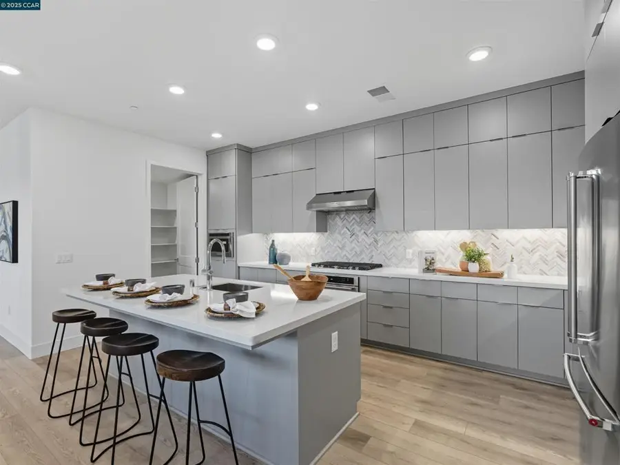 44862 S Grimmer Blvd #201, Fremont, CA 94538 - Image #2