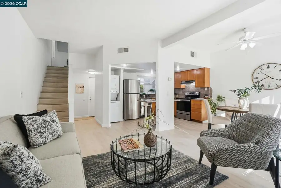 1255 Detroit Ave #3, Concord, CA 94520 - Image #3