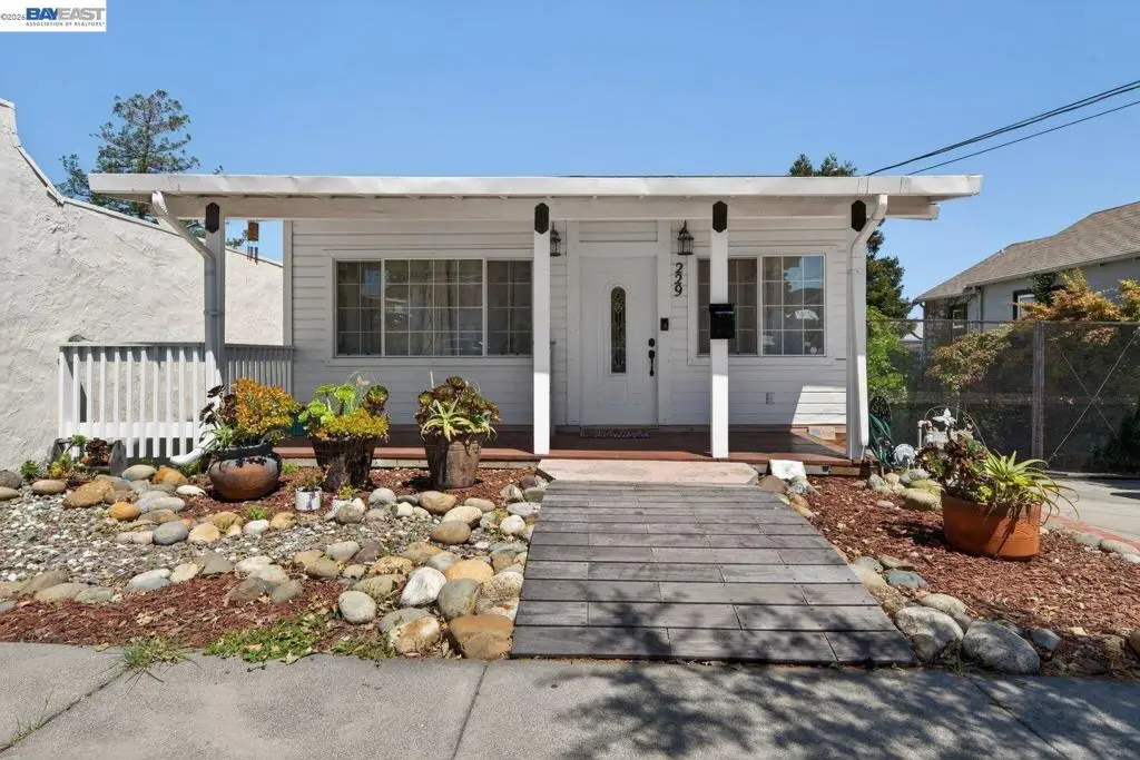 229 Lake Ave, Rodeo, CA 94572 - #1