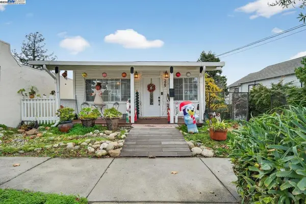 229 Lake Ave, Rodeo, CA 94572