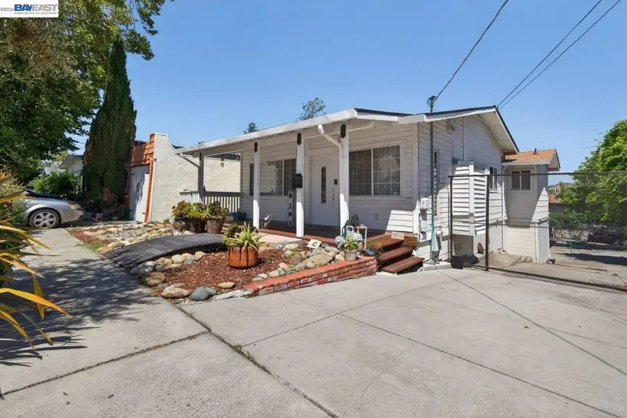 229 Lake Ave, Rodeo, CA 94572 - #2