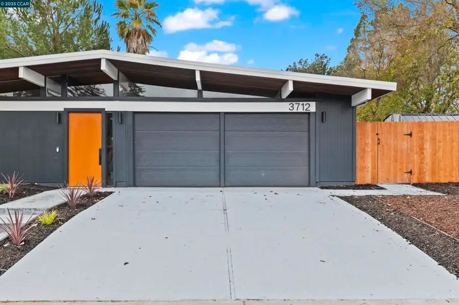 3712 Barrington Dr, Concord, CA 94518 - Image #2