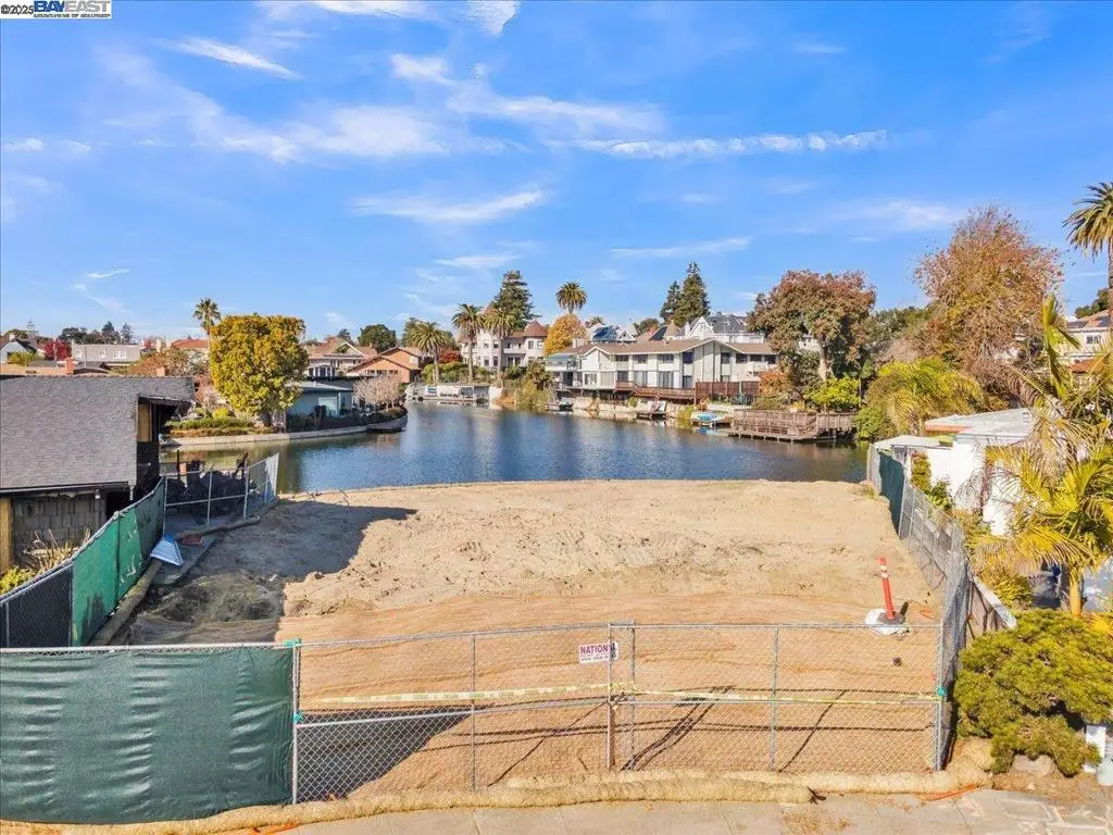 641 641 Sandalwood Isle, Alameda, CA 94501 - Image #1