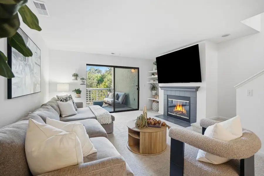 2586 Oak Road #229, Walnut Creek, CA 94597 - Image #2