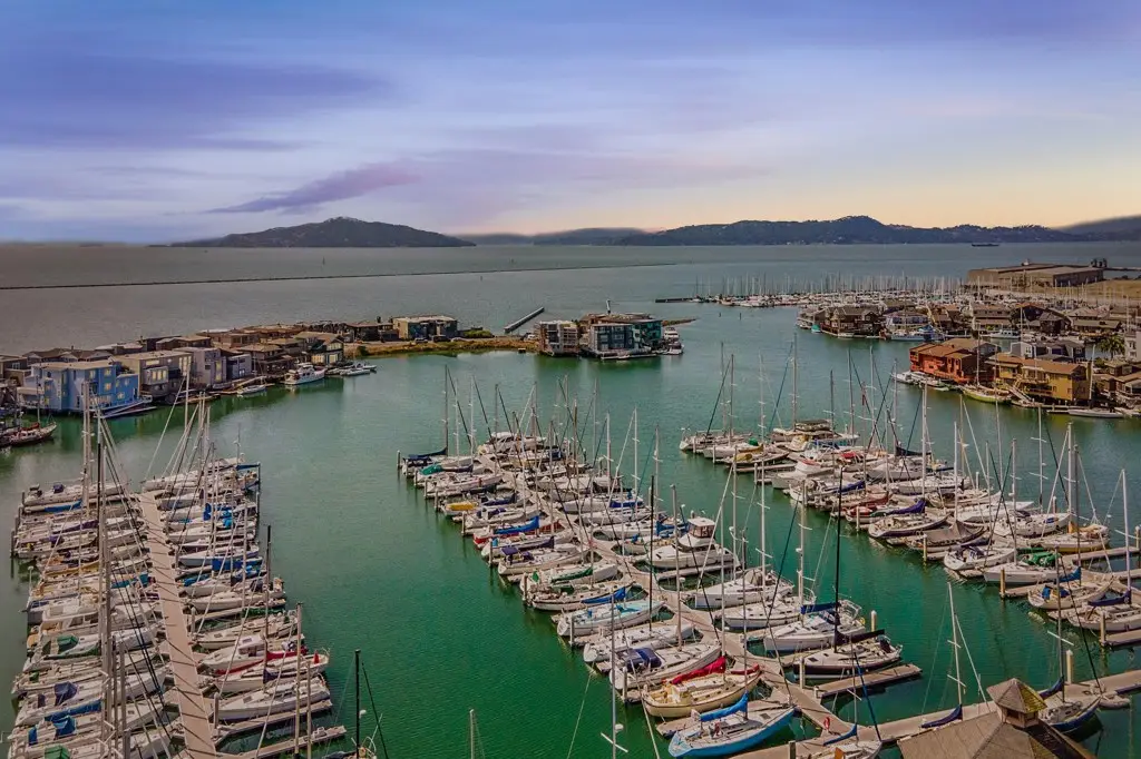 59 Marina Lakes Dr, Richmond, CA 94804 - Image #1