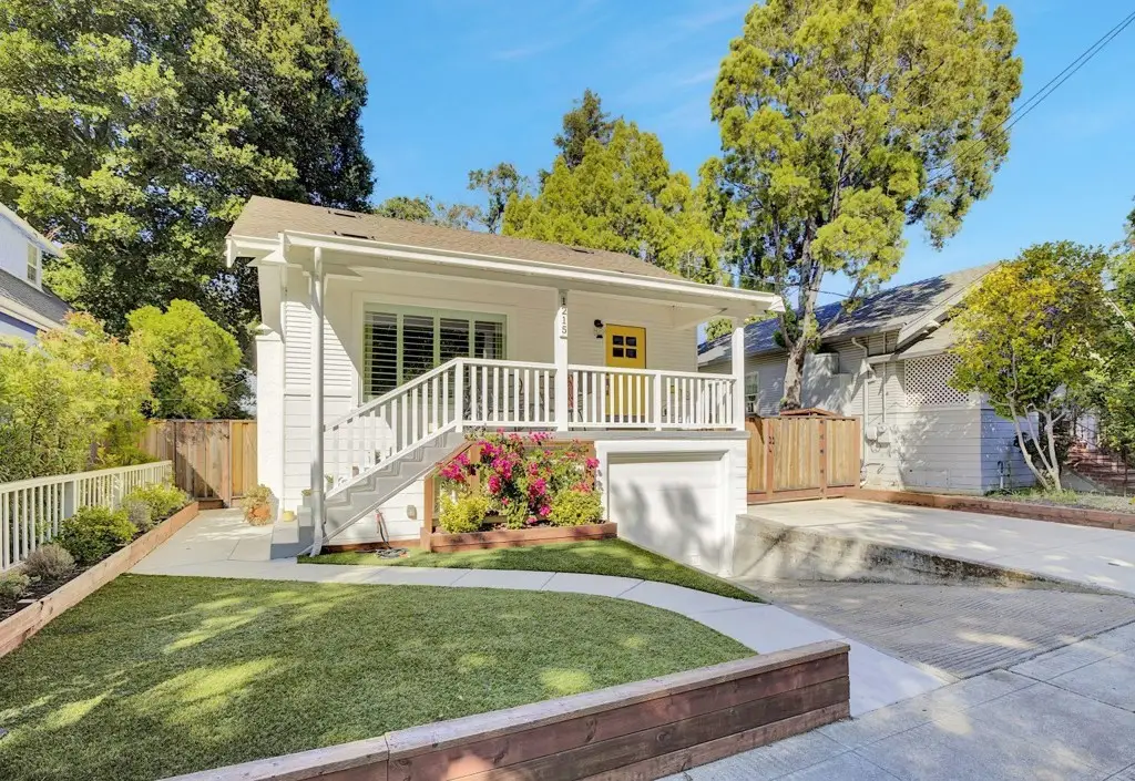 1215 Castro St, Martinez, CA 94553 - Image #1