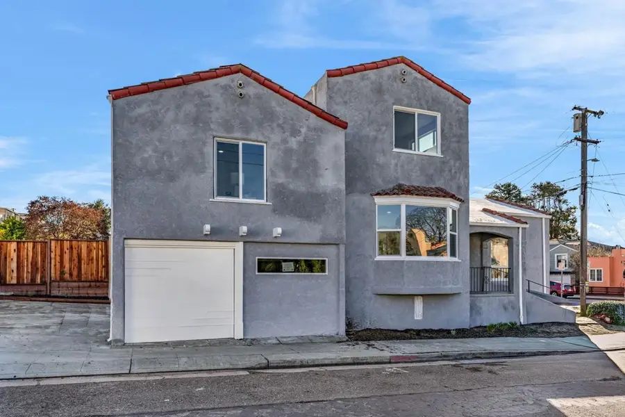1482 Lincoln, Berkeley, CA 94702 - Image #2