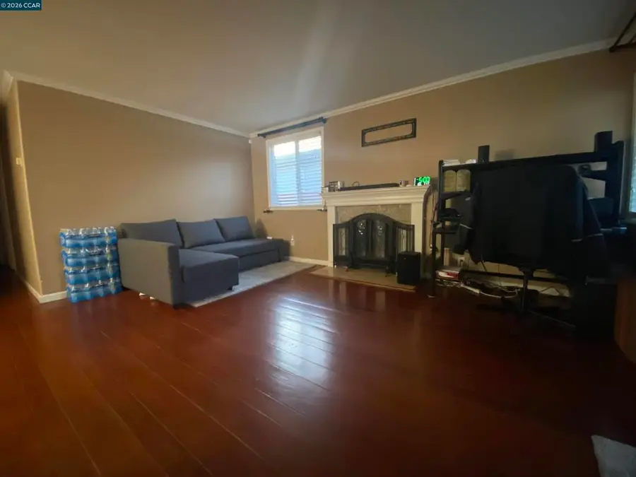 2956 Mckenzie Dr, Richmond, CA 94806 - #3