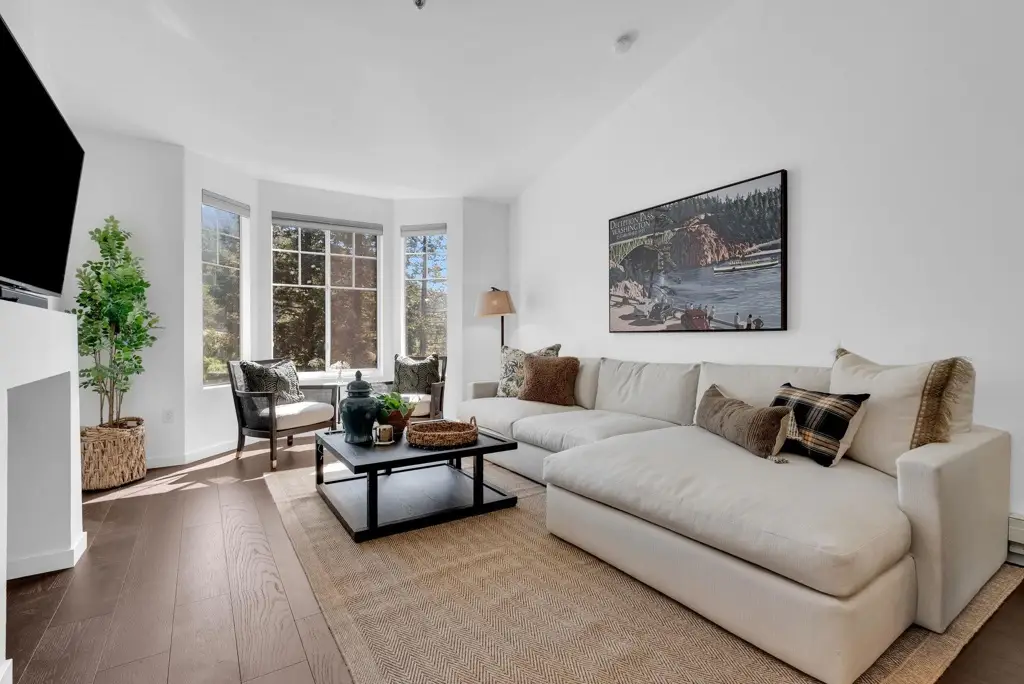 180 Caldecott #314, Oakland, CA 94618 - Image #1