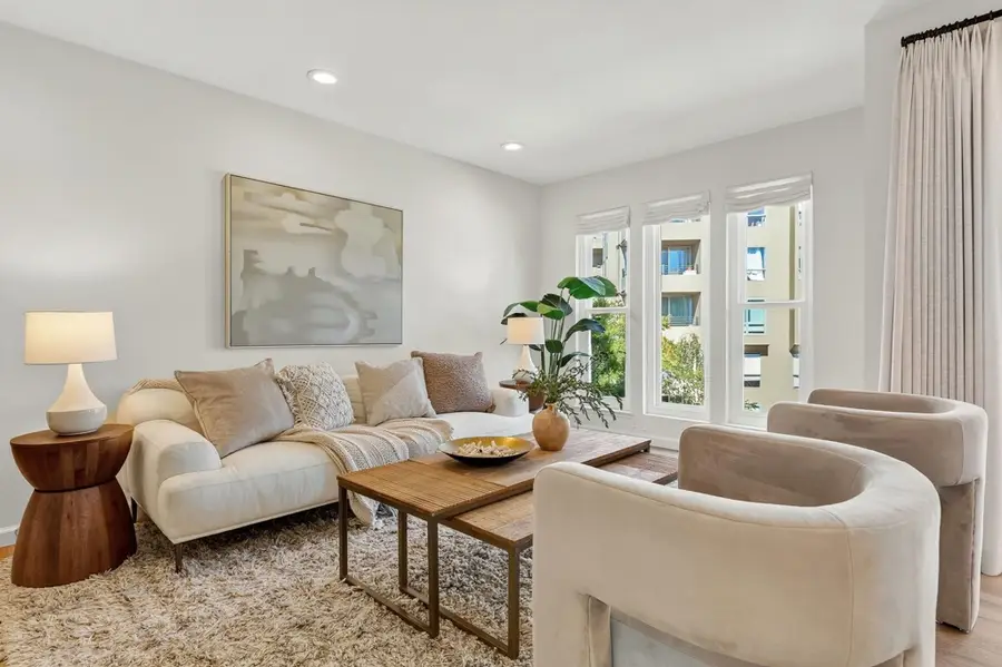 5335 5335 Broadway Ter #301, Oakland, CA 94618 - #2