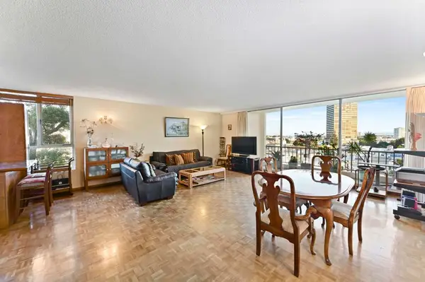 320 Lee St #405, Oakland, CA 94610