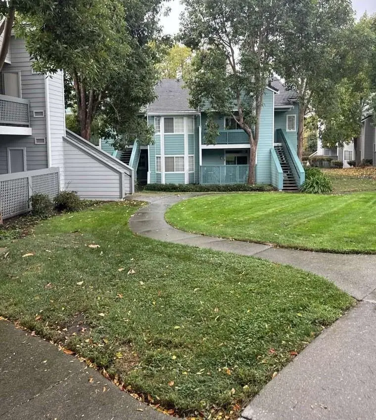 303 Dursey Dr, Pinole, CA 94564 - Image #2