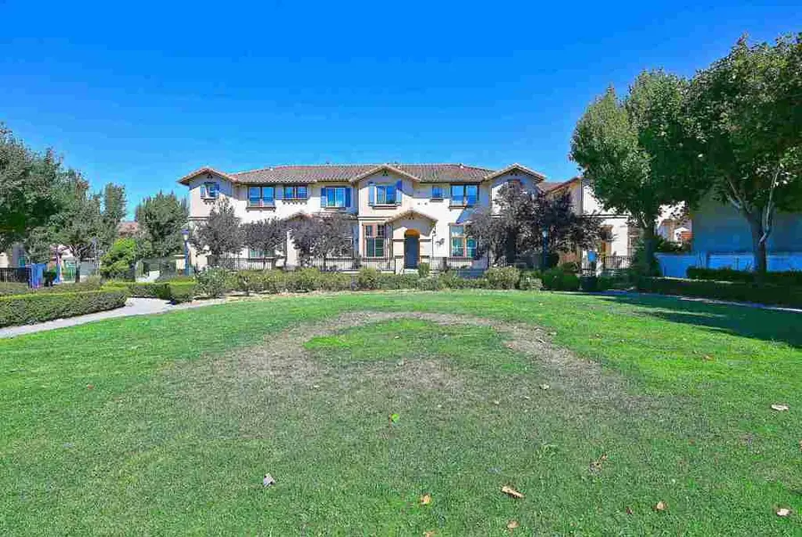 215 215 Santa Barbara St, San Pablo, CA 94806 - #3